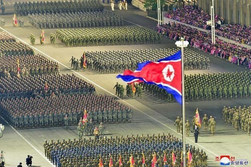 Kuzey Kore füzeleri peş peşe ateşledi! Kim Jong-un emri verdi