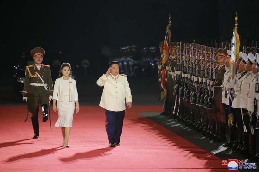 Kuzey Kore füzeleri peş peşe ateşledi! Kim Jong-un emri verdi