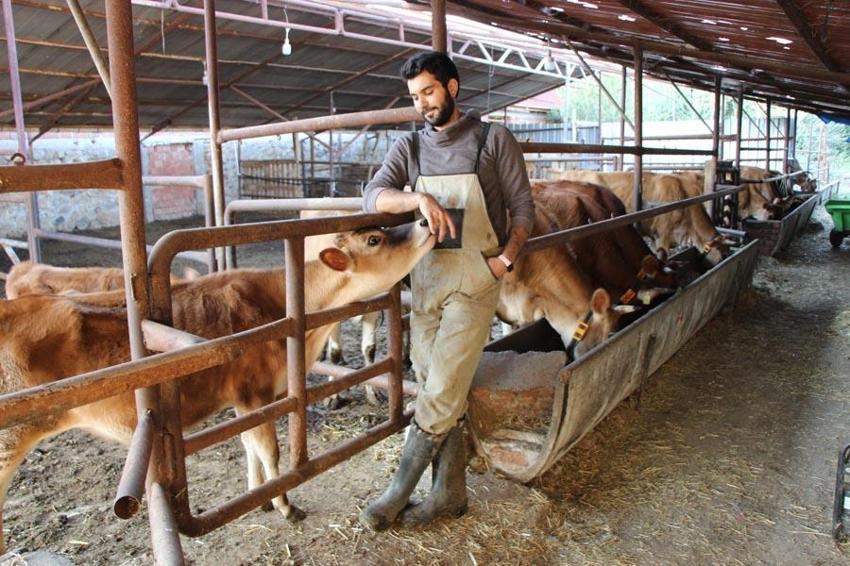 Üniversiteyi bitirip köyüne döndü! Büyük kazanç elde ediyor