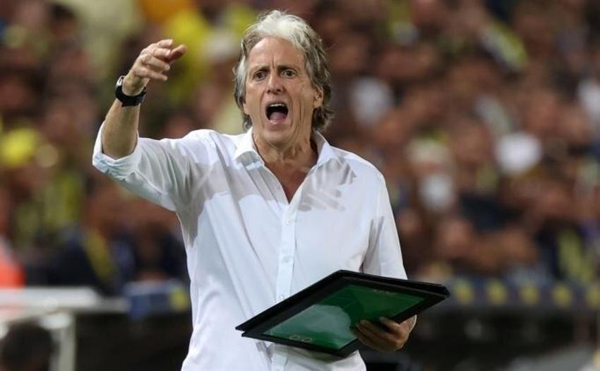 Ahmet Çakar Fenerbahçe'nin derbideki en zayıf halkasını açıkladı! 'Ölümcül hata yapıyor'