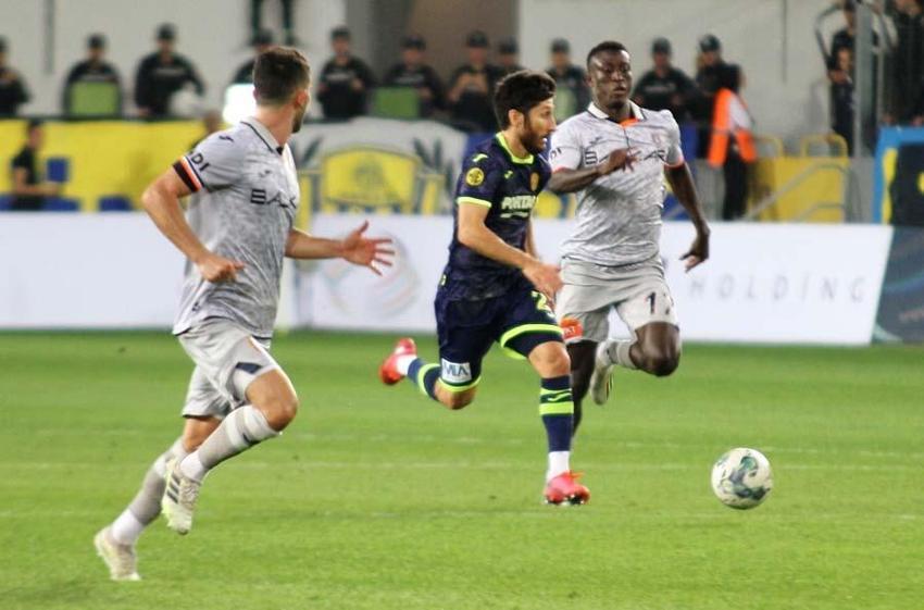 Süper Lig'de namağlup Başakşehir rekor kırdı!