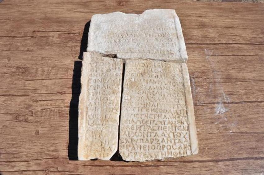 Aigai Antik Kenti'nde bulunan 1800 yıllık yazıtın sırrı ortaya çıktı