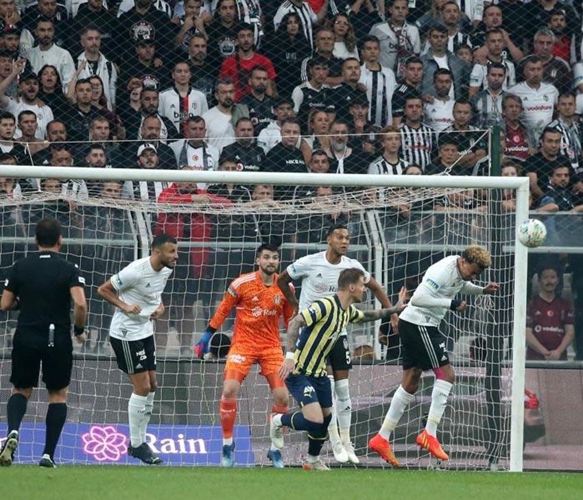 Jorge Jesus'tan Valerien İsmael'e taktik dersi! Ghezzal girene kadar hiçbir şey anlamadı