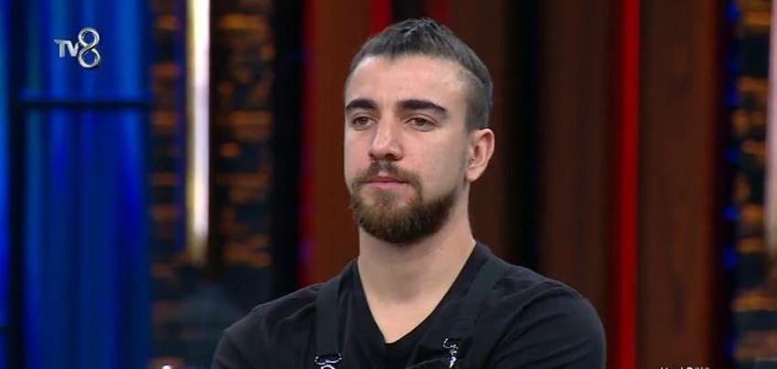 Masterchef Türkiye'de kim elendi? 2 Ekim 2022 Pazar Masterchef’e veda eden kim oldu? Masterchef Türkiye'de eleme gecesi! Mehmet şef elenen ismi açıkladı