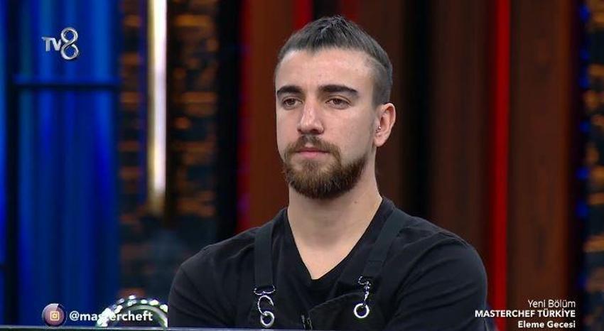 Masterchef Türkiye'de kim elendi? 2 Ekim 2022 Pazar Masterchef’e veda eden kim oldu? Masterchef Türkiye'de eleme gecesi! Mehmet şef elenen ismi açıkladı