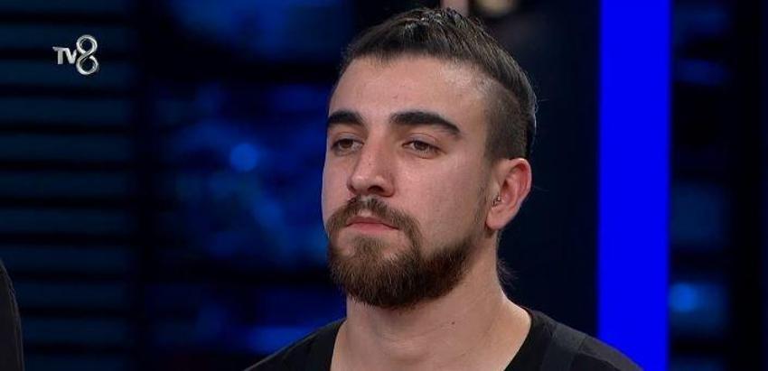 Masterchef Türkiye'de kim elendi? 2 Ekim 2022 Pazar Masterchef’e veda eden kim oldu? Masterchef Türkiye'de eleme gecesi! Mehmet şef elenen ismi açıkladı