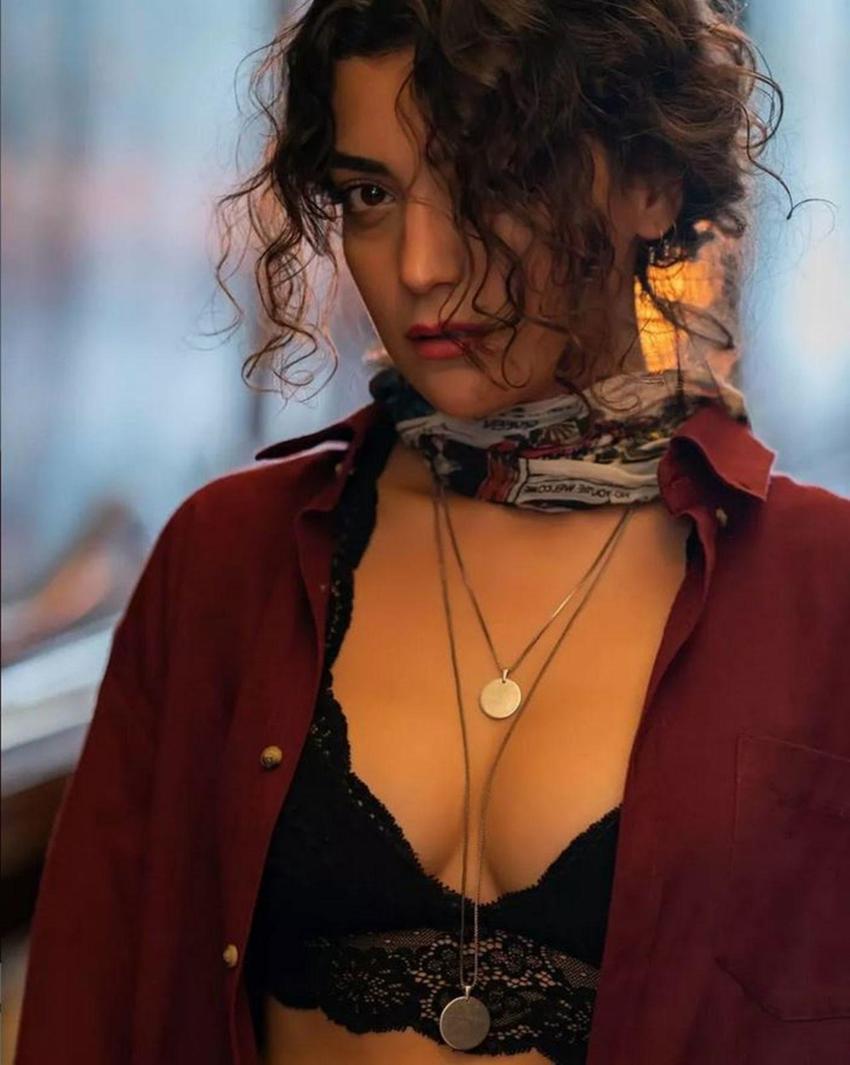Camdaki Kız'ın Billur'u Merve Polat iddialı pozlarıyla olay oldu!