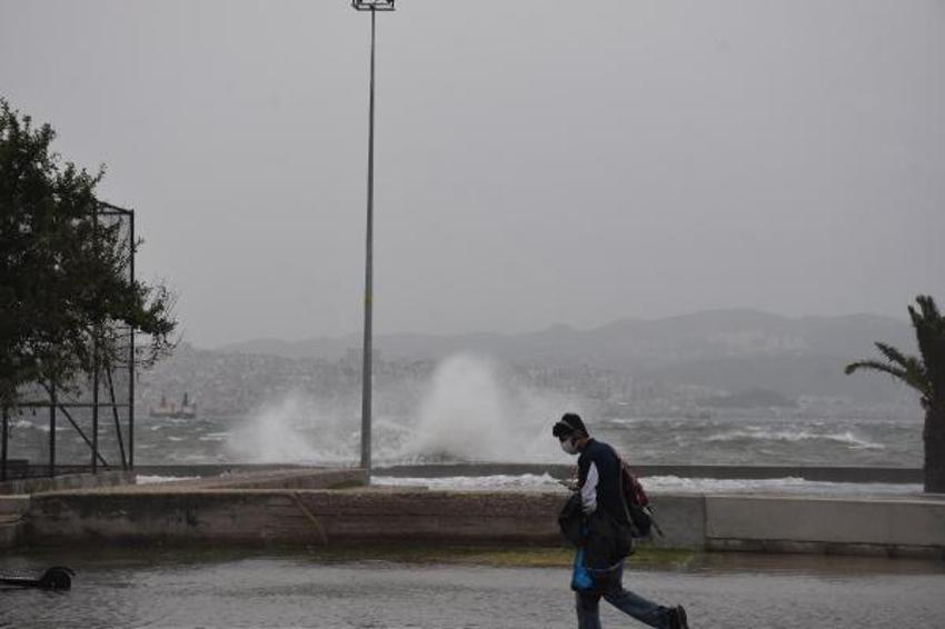 Meteoroloji'den soğuk hava ve çok kuvvetli yağmur açıklaması! Özellikle son dakika 3 uyarı birden yapıldı, 66 ilde başlıyor