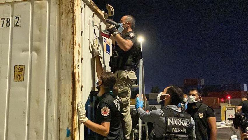 Mersin Limanı'nda, konteyner gemisinde 48 kilo kokain ele geçirildi