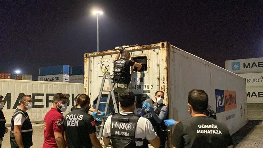Mersin Limanı'nda, konteyner gemisinde 48 kilo kokain ele geçirildi