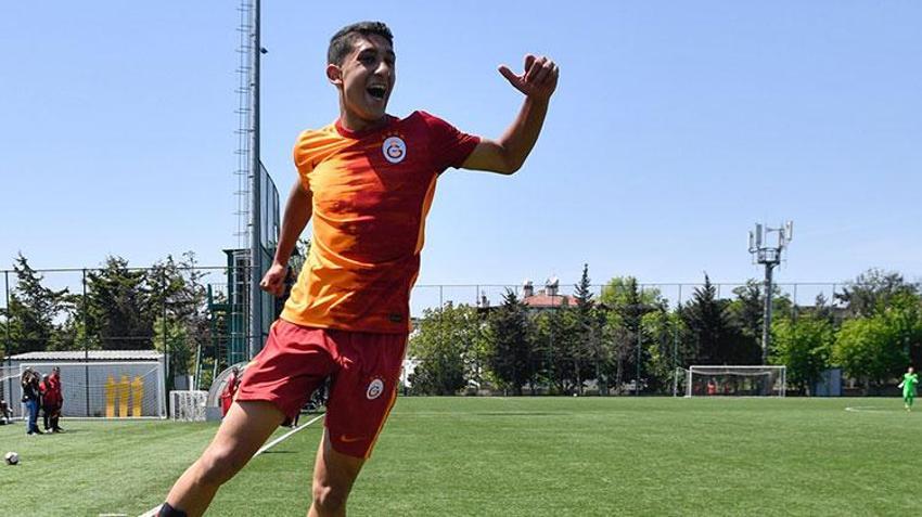Adı 'Yerli Di Maria' Galatasaray hazine buldu yönetim 16'lık yeteneğe 5 yıllık sözleşme sundu