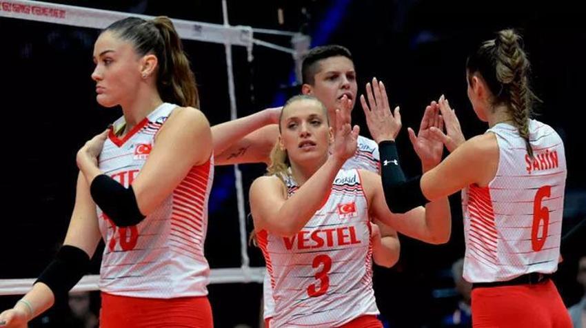 Filenin Sultanları, FIVB Dünya Şampiyonası'nda çeyrek finalde! Ebrar Karakurt için övgü dolu sözler: Türkiye intikam aldı...