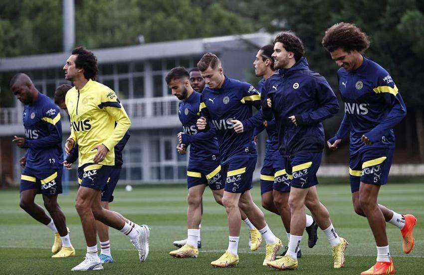 Fenerbahçe - AEK Larnaca maçının muhtemel 11'leri