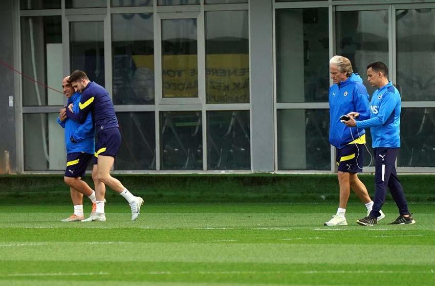 Fenerbahçe - AEK Larnaca maçının muhtemel 11'leri