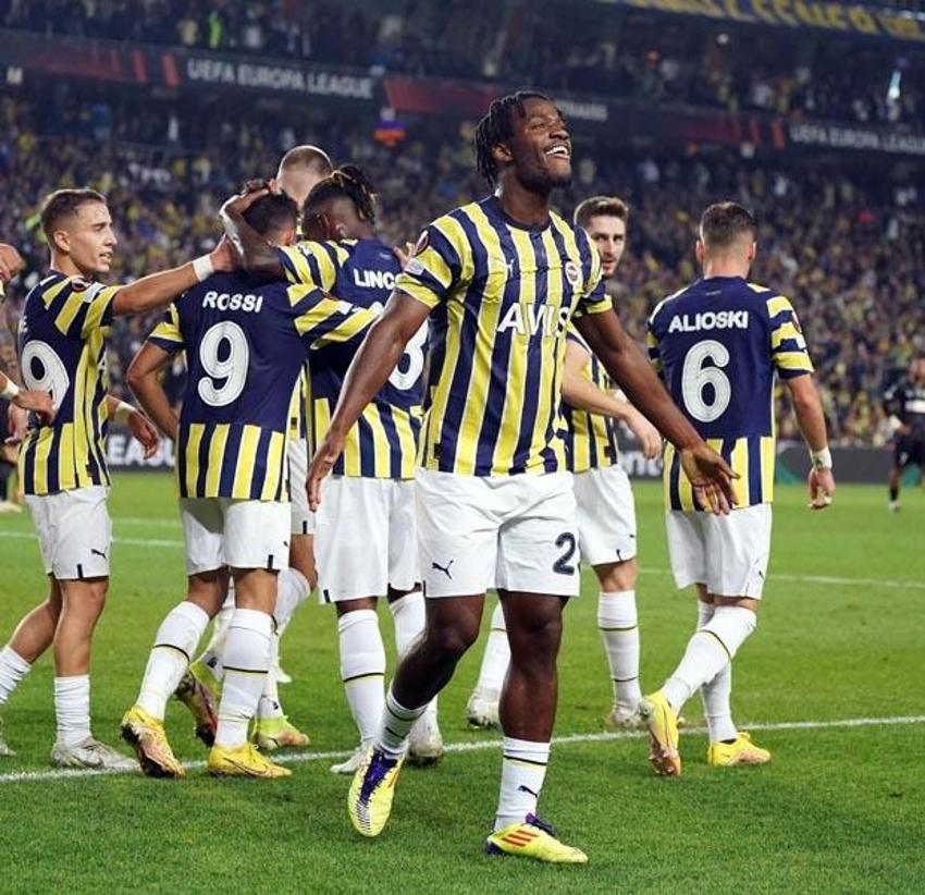 Mağlubiyete değil 'bayrağa' takıldılar! Rumlar çıldırdı attıkları manşetler hiç şaşırtmadı