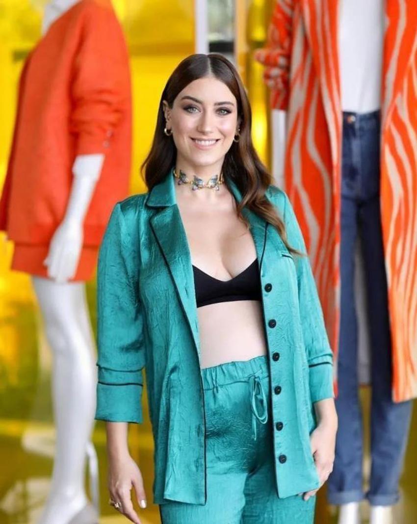 Hazal Kaya kızlarına verecekleri ismi açıkladı!