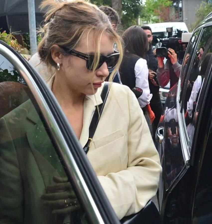 Hande Erçel'in yeğeni Aylin Mavi'den sevindiren haber!
