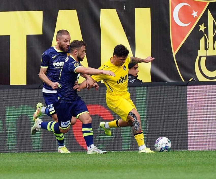 3 puan uzatmalarda geldi! 3 gollü maç nefesleri kesti