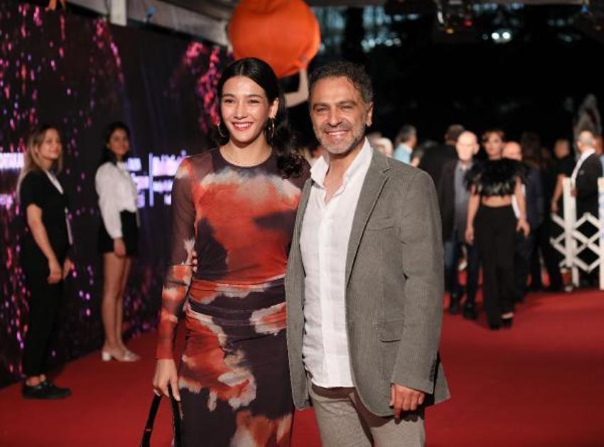 Altın Portakal'da 'kırmızı halı' şıklığı