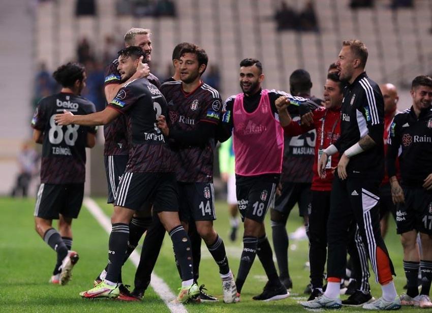 Ne Weghorst ne Fernandes! Dün akşam 2 yıldız şov yaptı Beşiktaş 3 hafta sonra 3 puanla tanıştı
