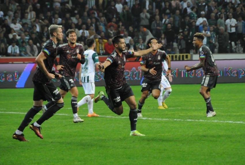 Ne Weghorst ne Fernandes! Dün akşam 2 yıldız şov yaptı Beşiktaş 3 hafta sonra 3 puanla tanıştı