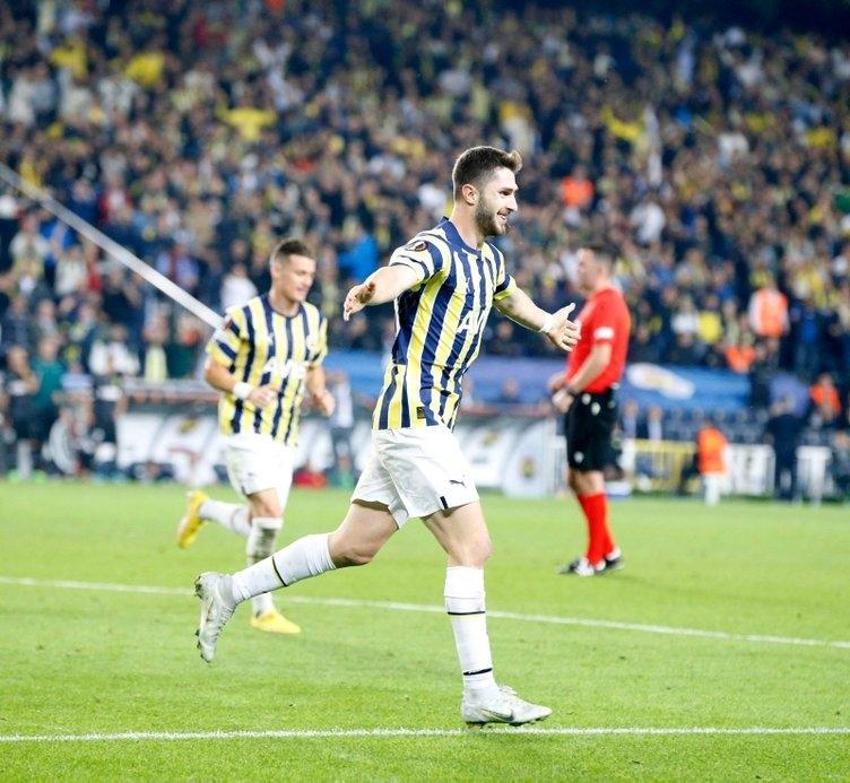 İngiliz ve İtalyan scoutlar harekete geçti Ali Koç yıldız futbolcu için 'Hemen maaşını artıralım' dedi