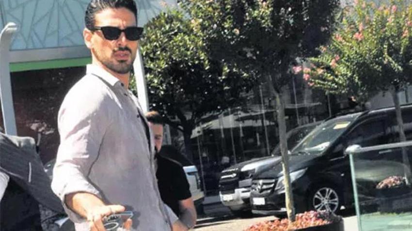 Michele Morrone, İstanbul'da objektiflere takıldı!