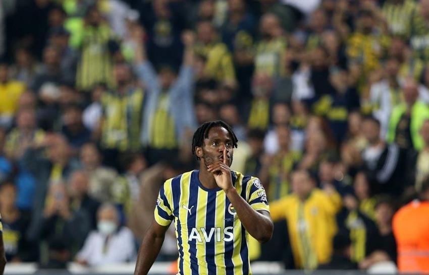Herkes alkış aldı 3 futbolcu hariç: İnat edip oynatırsan işte böyle ecel terleri dökersin