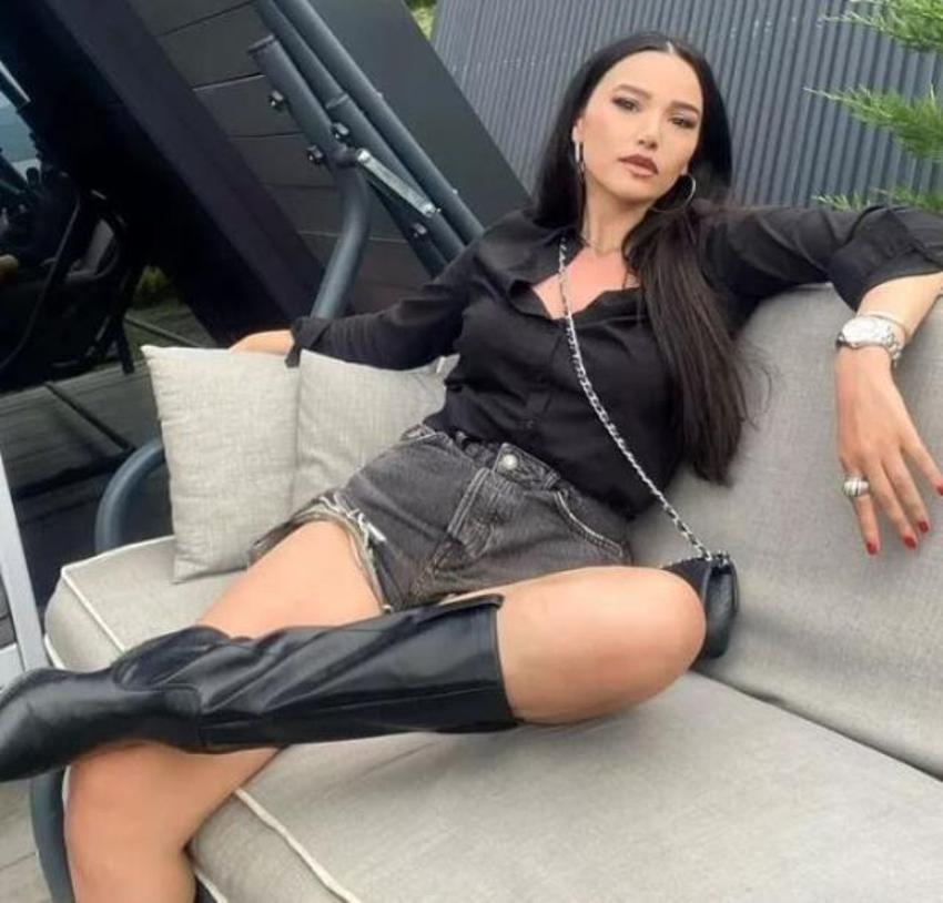 Çarkıfelek'in hostesi Emel Özkızıltaş estetikle bambaşka biri oldu!