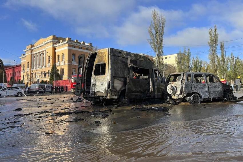 Ukrayna'nın başkenti Kiev'de peş peşe patlamalar! 8 ölü 24 yaralı...