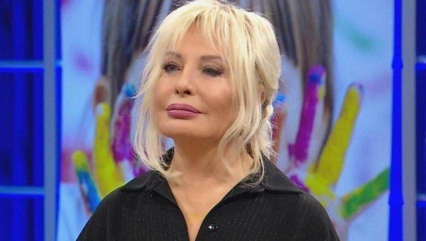 Emel Sayın'dan şaşırtan estetik itirafı!