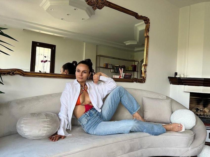 Selin Yeninci tarzıyla olay oldu!