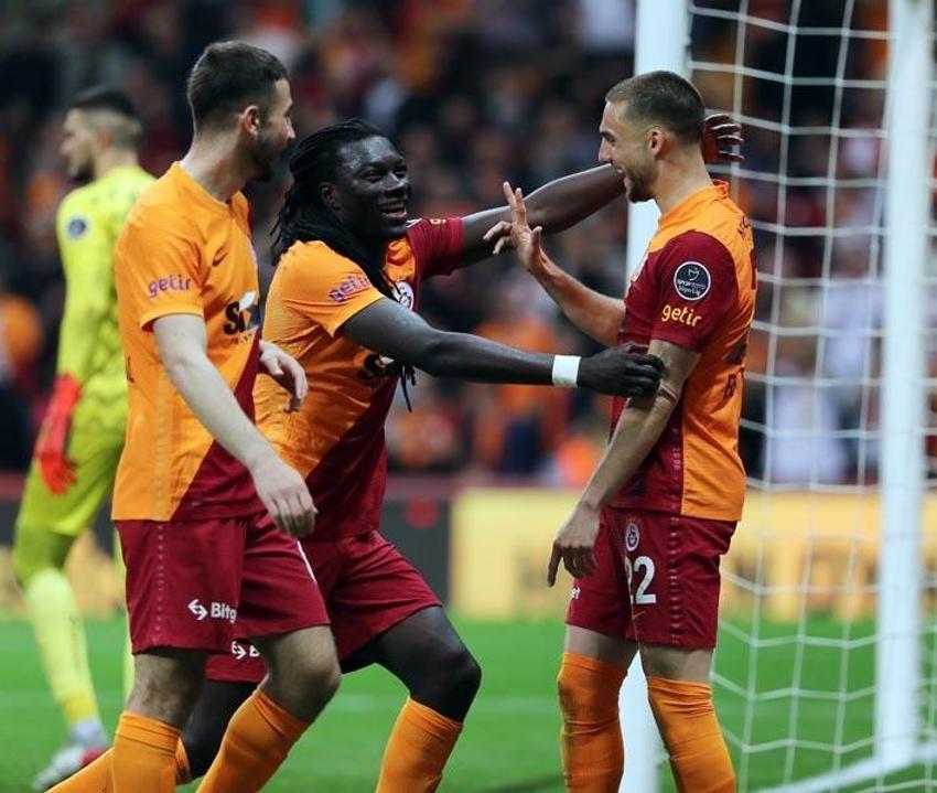 Daha önce Galatasaraylı bir yıldız o takıma gitmişti! Bafetimbi Gomis'in yeni adresi belli oldu