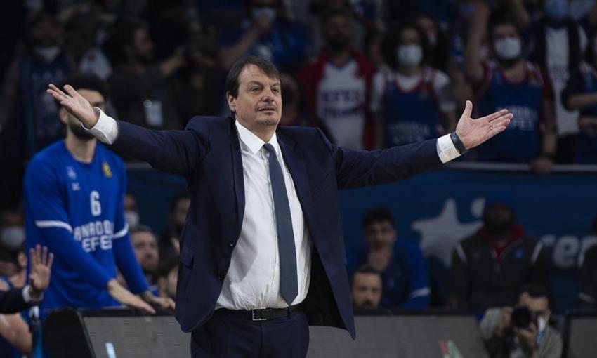 Sadece Galatasaray camiasını değil Ergin Ataman'ı bile çıldırttı! İcardi için olay sözler
