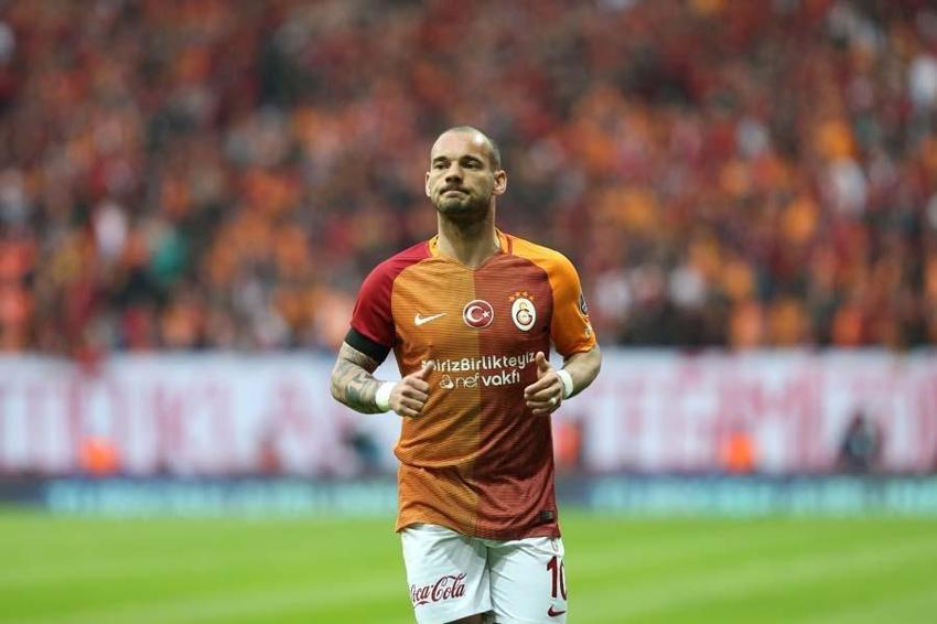 Wesley Sneijder'e sürpriz teklif! Galatasaray'dan takım arkadaşı davet etti...