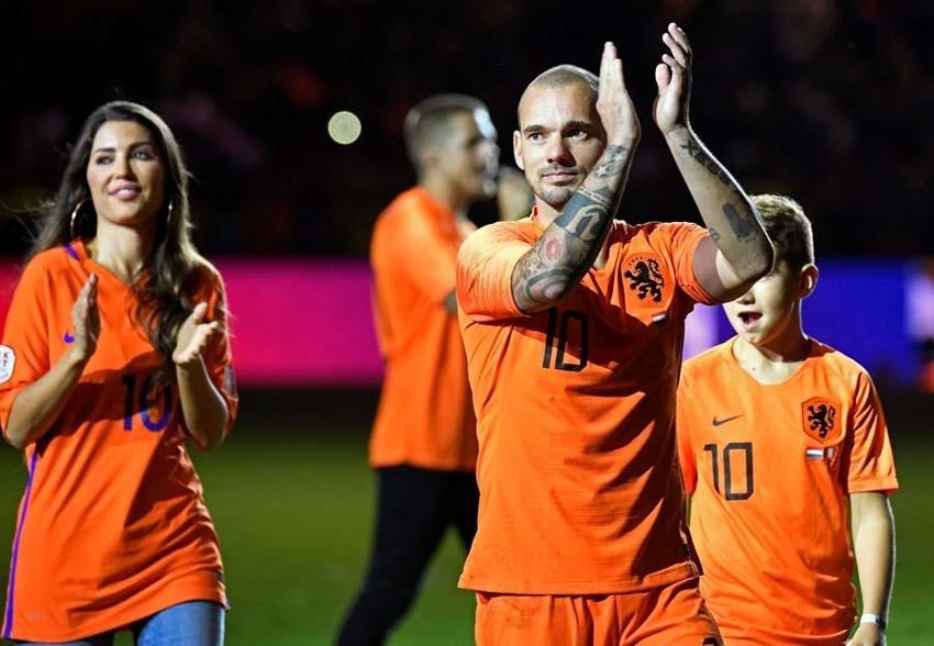 Wesley Sneijder'e sürpriz teklif! Galatasaray'dan takım arkadaşı davet etti...