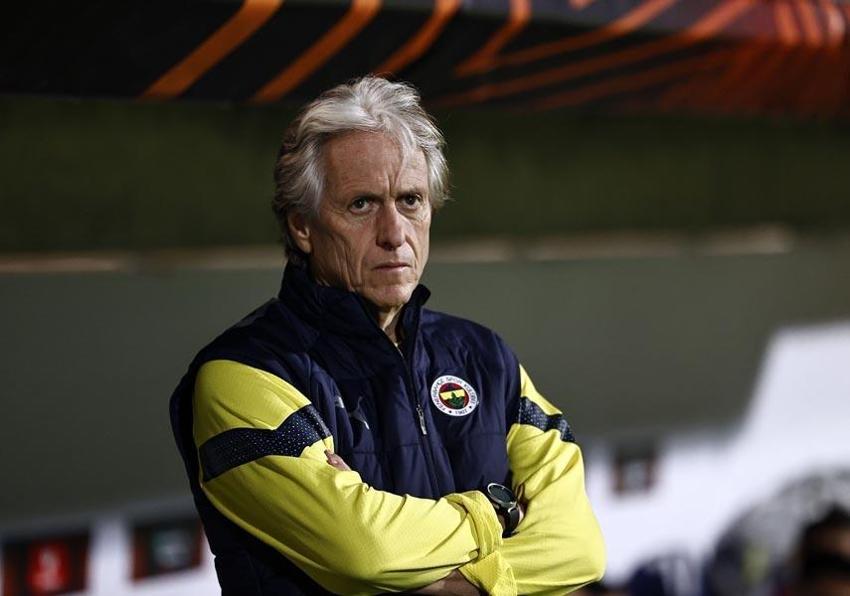 Jorge Jesus'un 4 asını yazdı maçtan sonra teşekkürlerini yolladı: Milli mesele...