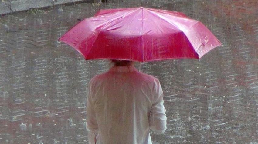Kuvvetli yağış ve rüzgar ile ilgili son dakika uyarısı! Meteoroloji saat verip açıkladı: İstanbul ve Ankara’yı sert vuracak