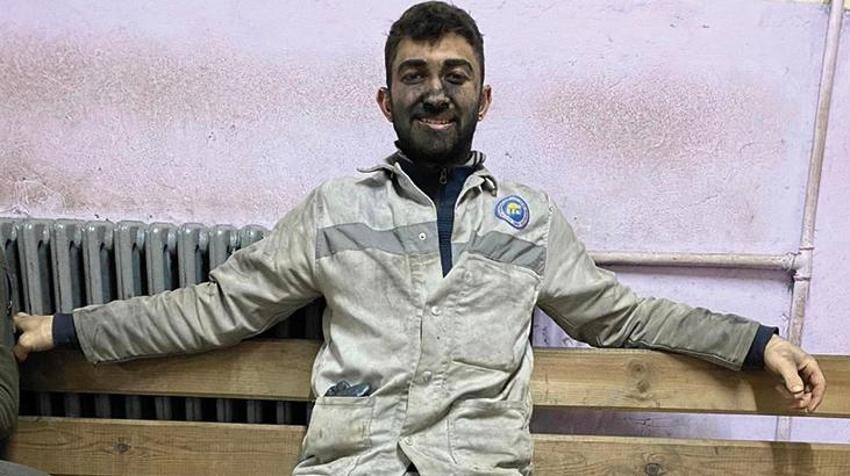 Madencilerden geriye yürek yakan fotoğrafları kaldı: Güneşi görebilmek için karanlığı kazıyoruz