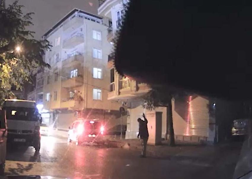 İran alev alev! Tahran'daki Evin Hapishanesi'nde çatışma ve siren sesleri...