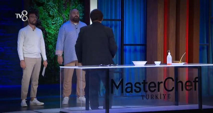 Masterchef Türkiye 16 Ekim 2022 elenen isim belli oldu! MasterChef Çağatay mı, Fatma Nur mu, Atike mi?