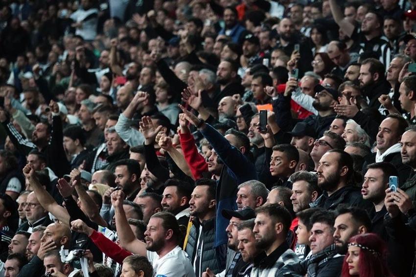 2-2'nin ardından öfke patlaması! 'Fesat bir kampanya ile...'