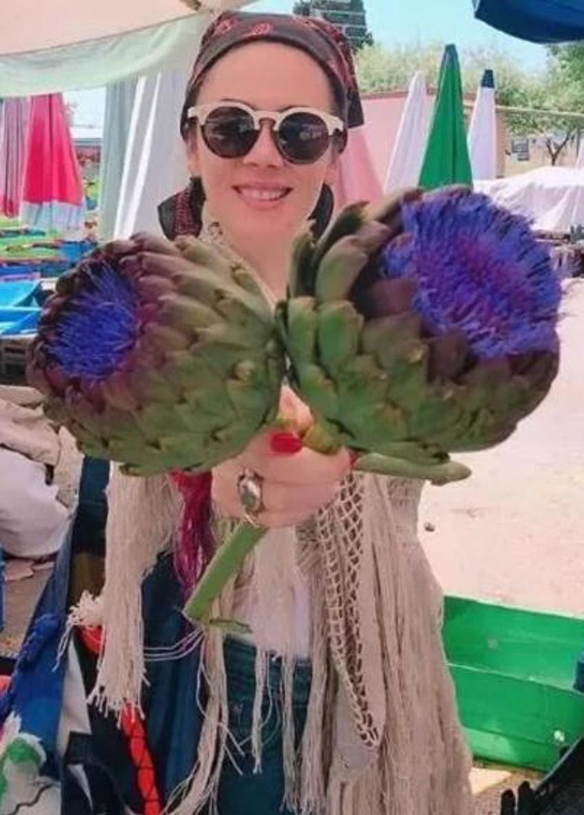 Demet Evgar: Tarlada yorulduğum kadar hiçbir işte yorulmamışımdır
