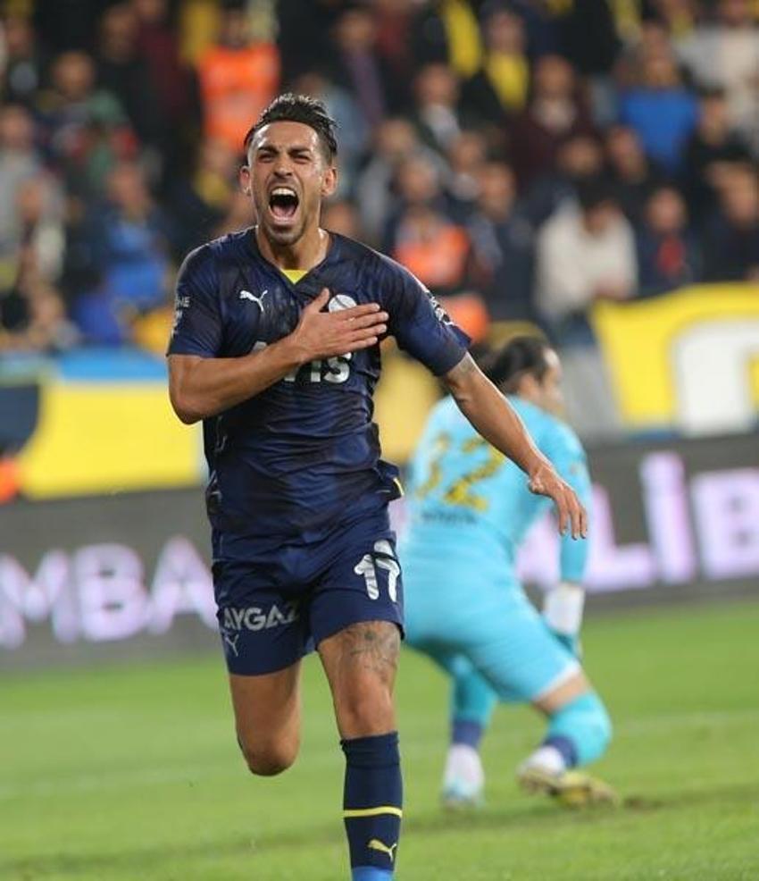 İrfan Can Kahveci dirsek attı sosyal medyada 'Mostafa Mohamed' isyanı çıktı!