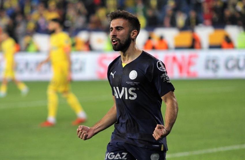 İrfan Can Kahveci dirsek attı sosyal medyada 'Mostafa Mohamed' isyanı çıktı!