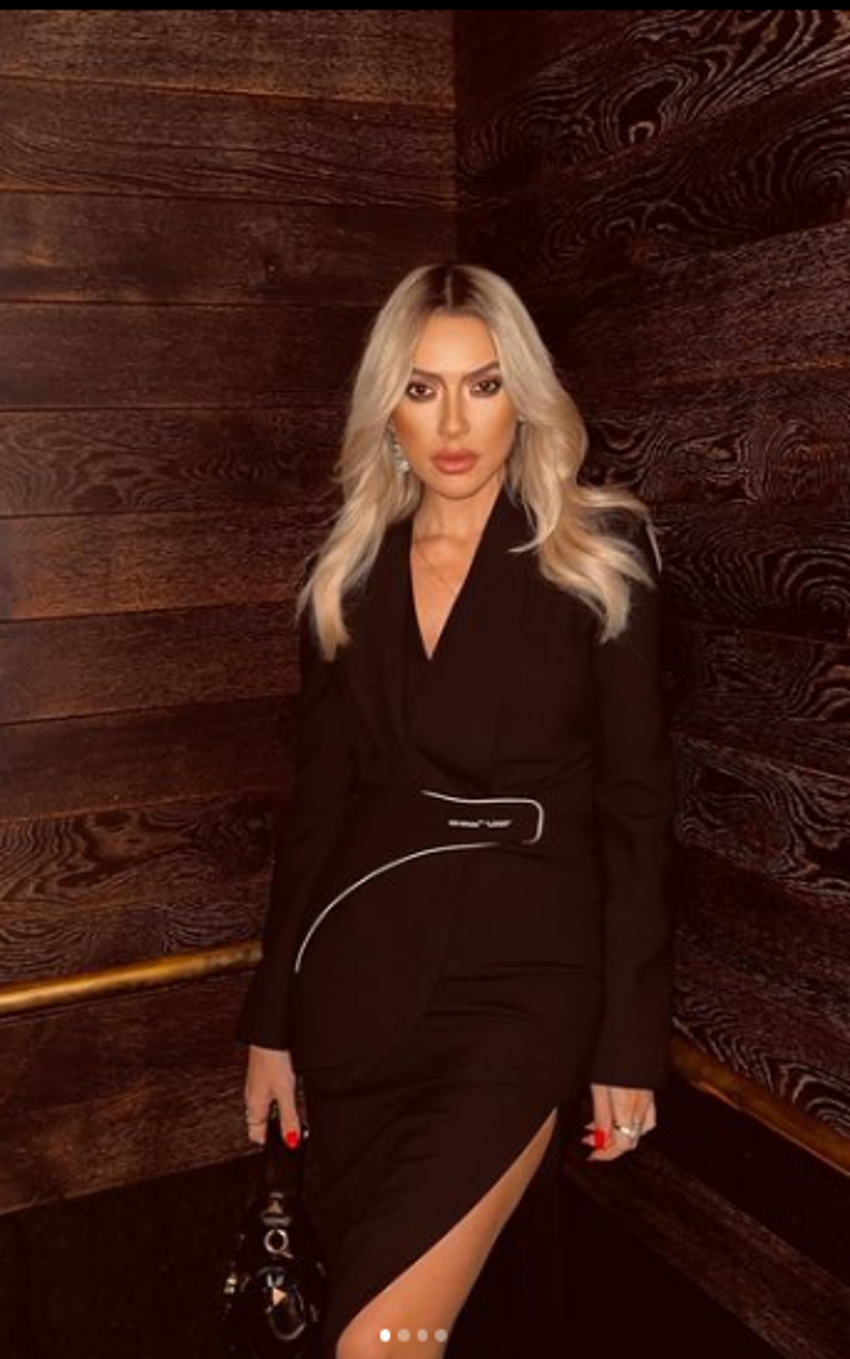 Hadise'ye erken doğum günü sürprizi! Siyahlar içinde dikkat çekti