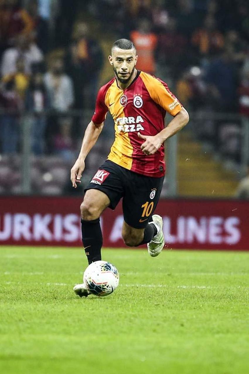 Galatasaray'da Belhanda krizi sürüyor! Faslı oyuncu FIFA'ya şikayet etmişti...