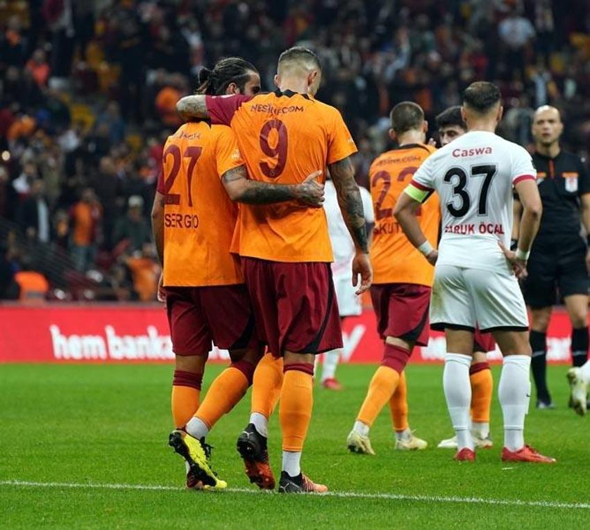 Van Aanholt derken Galatasaray'da 22'lik yıldızın çöküşü konuşuluyor! Devlerin gözü kulağı bu haberde