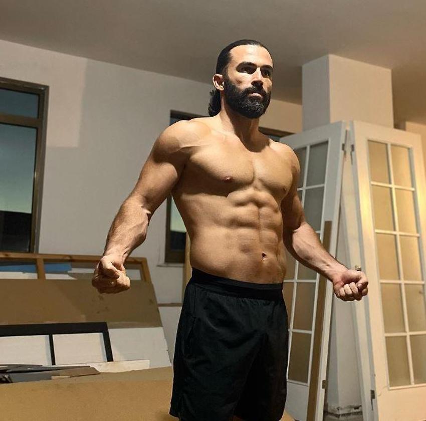Turabi'den Survivor 2023 açıklaması! Takipçisinin sorusuna flaş yanıt