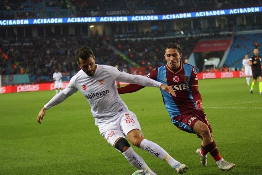 Trabzonspor - Sivasspor  maçında 3 puan tek golle geldi
